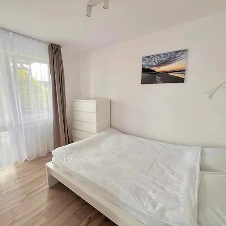 Very Close To The Beach, Siano Ty Sianożęty