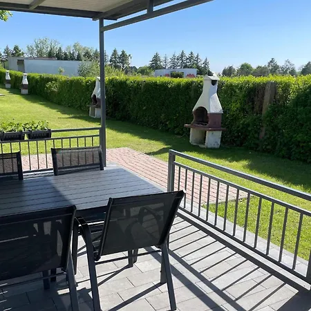 Very Close To The Beach, Siano Ty Sianożęty