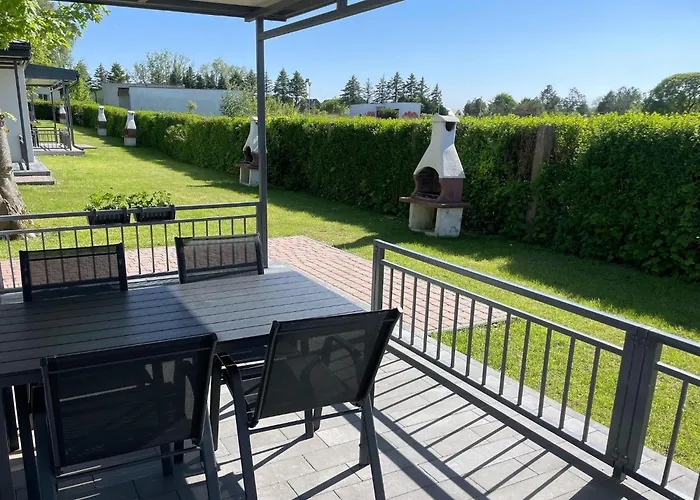 Very Close To The Beach, Siano Ty Sianożęty